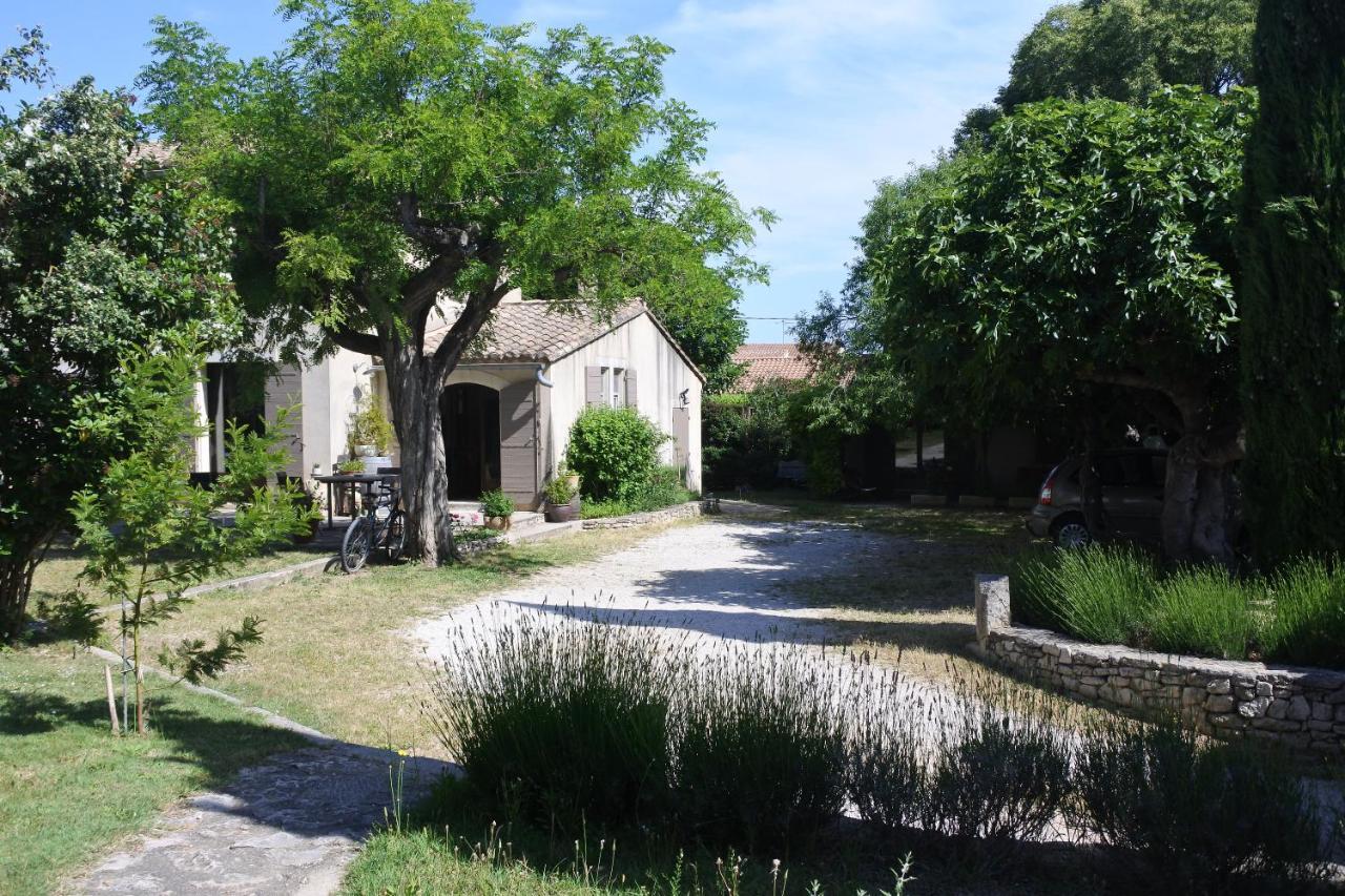 Les Mazets De Pascale Villa Saint-Remy-de-Provence Exterior photo